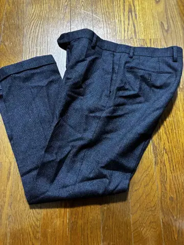 그린 레이블 릴랙싱 슬랙스 차콜 그레이