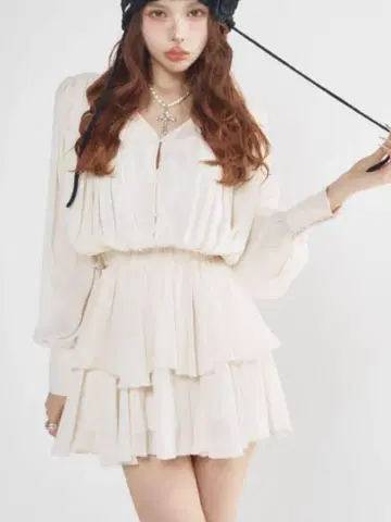 darich 플러피 프릴 미니 원피스 아이보리