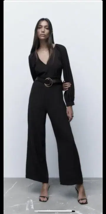 ZARA 블랙 올인원 긴팔 벨트 포함