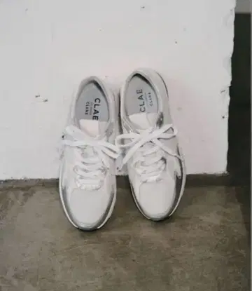 미사용 새상품, 박스 포함 CLAE x CLANE ZUMA