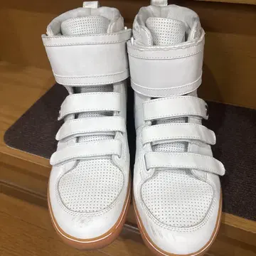 화이트 하이컷 RADII 420