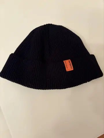 TIGHTBOOTH TAG BEANIE Black