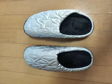 SUBU 아웃라인 샌들
