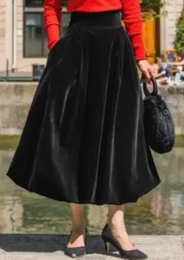 하자품 JENNE x 브리지트 바르도 벨로아 벌룬 스커트 M