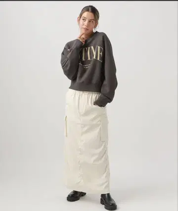 새상품 미사용 베이플로우 속기모 카고 스커트