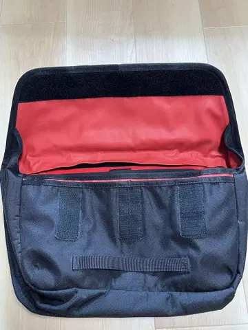TIMBUK2 카타펄트 슬링 블랙 레드