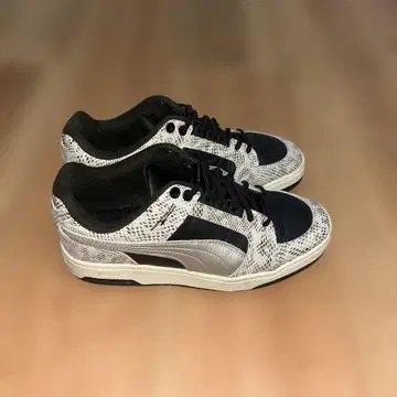 PUMA 패턴 스니커즈