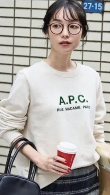 APC 프릭스스토어 별주 맨투맨 아페쎄