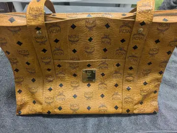 MCM 브라운 가죽 숄더백