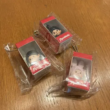 [ 3종 컴프 세트 ] 몽치치 앉은 패키지 피규어 키체인