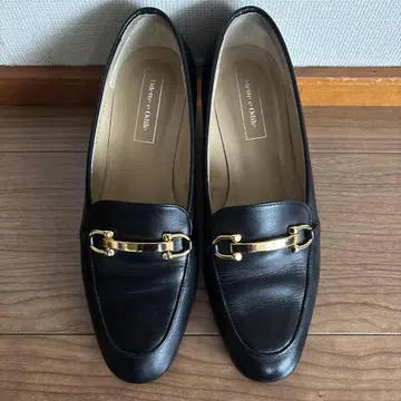 ODTTE E ODILE 블랙 천연 가죽 비트 로퍼 23.5
