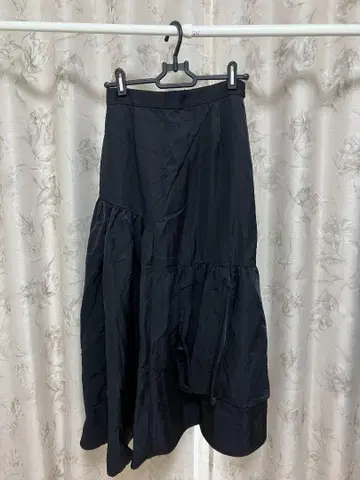 퍼블릭 도쿄 아시메 티어드 플레어 스커트