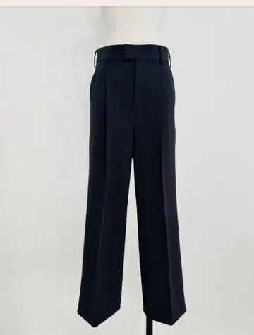 ohga TUCK PANTS 세미 와이드 팬츠 네이비