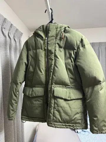 COEN 후드 부착 다운 자켓 올리브 그린