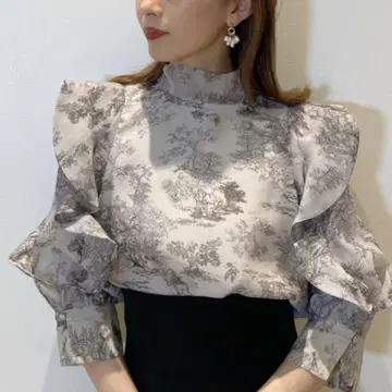 SNIDEL 오간 시스루 하프 슬리브 블라우스