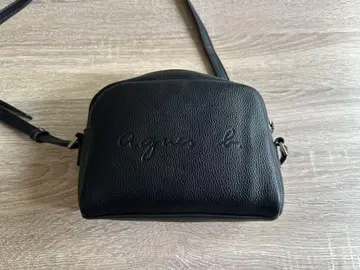 agnes b. 숄더백 블랙