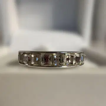 [새상품급] SWAROVSKI 실버 반지 스퀘어컷 스톤 포함