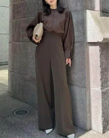 새상품급 anuans 센터 프레스 마린 팬츠