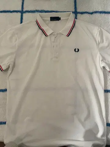 화이트 피케 셔츠 반팔