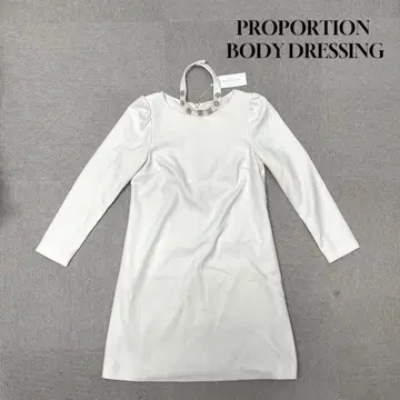 새상품 PROPORTION BODY DRESSING 원피스 M 사이즈