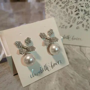 Elizabeth Bower June Duet Stud 펄 귀걸이