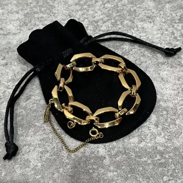 Monet 골드 컬러 와이드 체인 팔찌