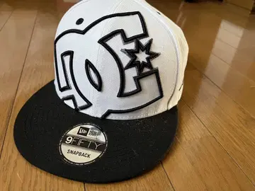 DC 9FIFTY 스냅백 캡 화이트/블랙