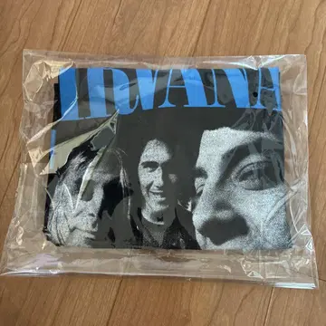 Nirvana T셔츠 블랙 미사용