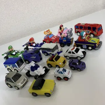 풀백 카 x 17대 초로q 마리오 도라에몽 디즈니 등