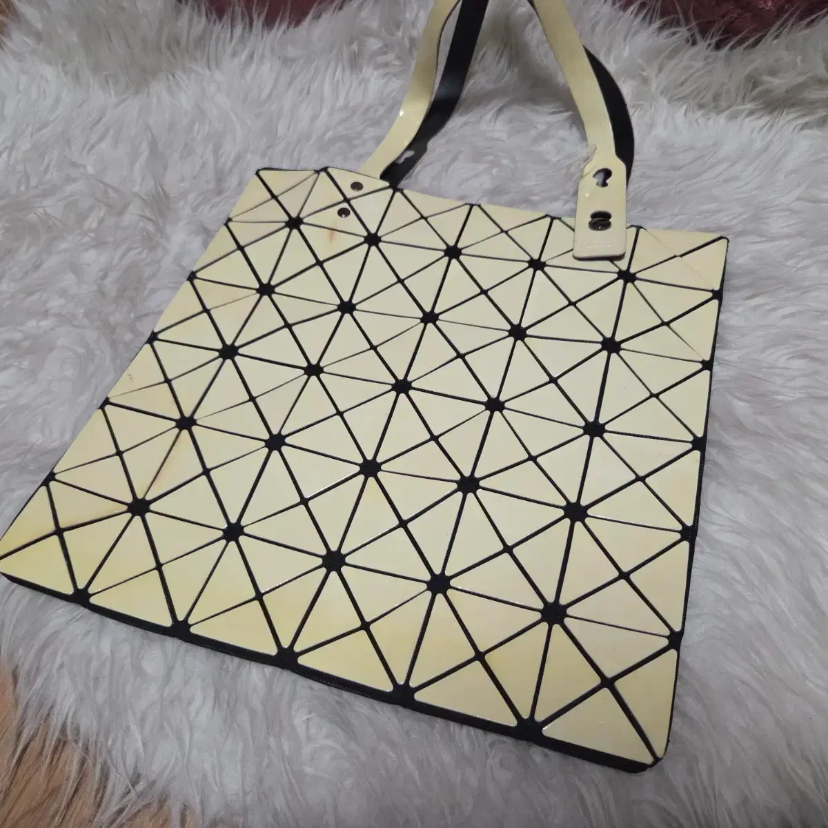 BAOBAO ISSEYMIYAKE