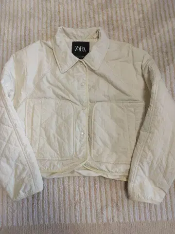 ZARA 퀼팅 자켓 숏 기장