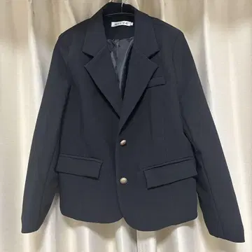 새상품 블랙 테일러드 자켓 골드 버튼