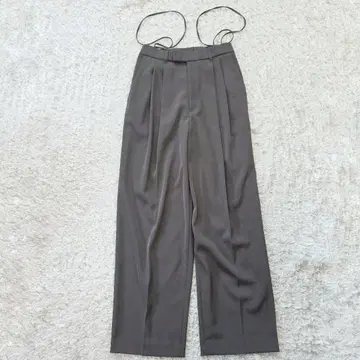 새상품급 이에나 서스펜더 트윌 팬츠 25AW 그레이 40 L 사이즈