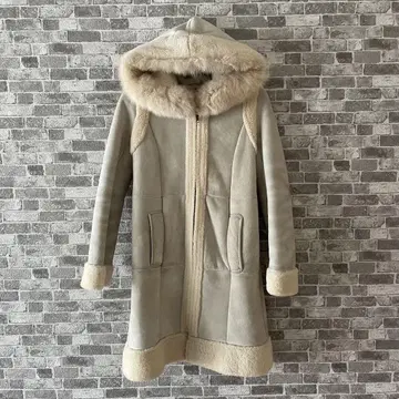 르쉘블루 앙샹뜨망 리얼 무스탕 코트 양가죽 사이즈 38