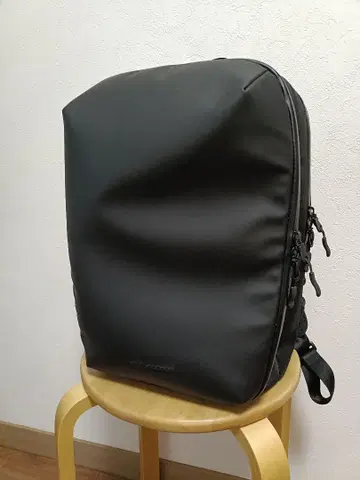 URBAN EXPLORER NARROW 17DR 블랙