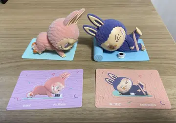 THE MONSTERS LAZY YOGA 라브브