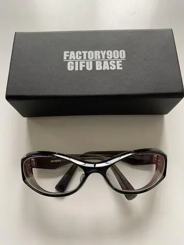 FACTORY900 기후 베이스 그레이 안경