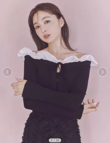 [ SNIDEL ] 프릴 오프숄더 풀오버(BLK-F)