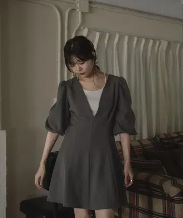 [ andequal ] v neck tunic onepiece