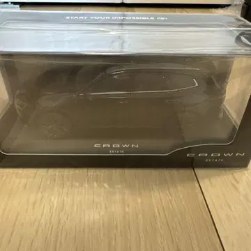 신형 크라운 에스테이트 미니카