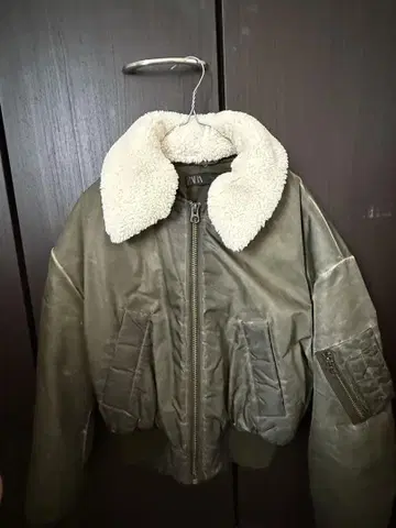 ZARA 보아 카라 부착 MA-1 자켓