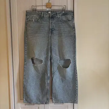 H&M 데미지 배기진