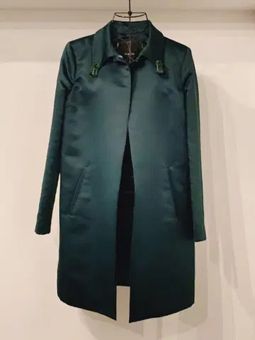 PINKO 다크 그린 트렌치코트 크리스탈 장식
