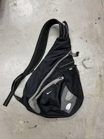 90s NIKE 나이키 원 숄더백 y2k 숄더백 블랙