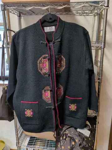 Shangyue 자수 블랙 가디건