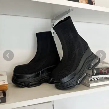 MURUA 에어 플랫폼 삭스 부츠 블랙