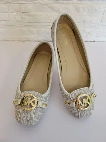 MICHAEL KORS 플랫슈즈 MK로고