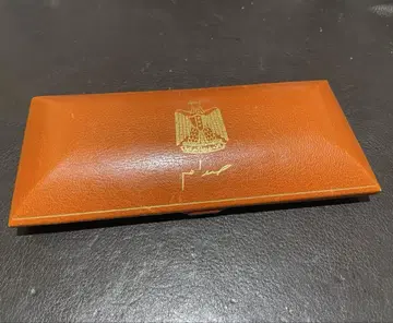 파텍 필립 중동 왕국 마크가 있는 앤티크 박스