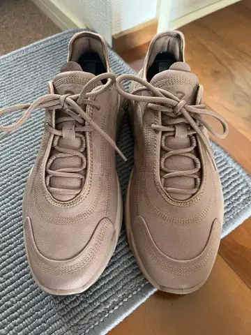 ECCO 스니커즈 260mm
