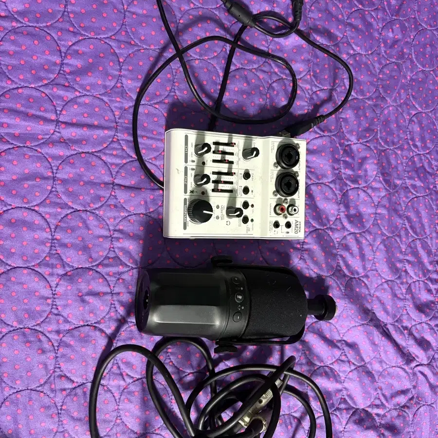 Joytron AM20 Mixer + Microphone Set on Bunjang Global Site.